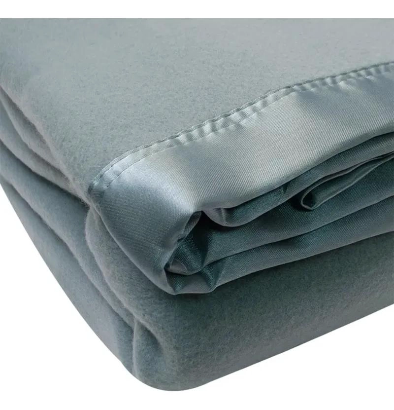 FRAZADA TE RMICA GRIS CON BORDE DE RASO 200X210 CM PARA ABRIGO - 2