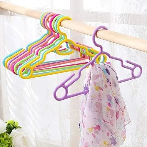 SET DE 10 PERCHAS ANTIDESLIZANTES PARA ORGANIZAR ROPA - 4