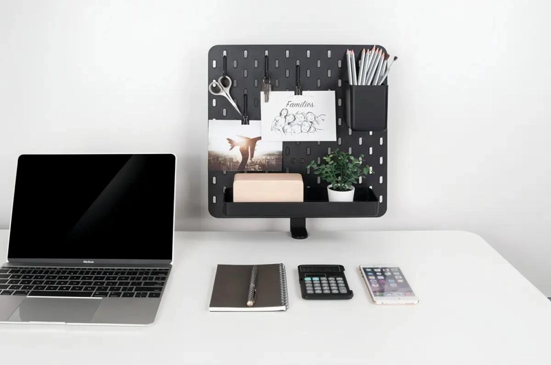 ORGANIZADOR MULTIFUNCIONAL DE ESCRITORIO CON PRENSA AJUSTABLE - 4