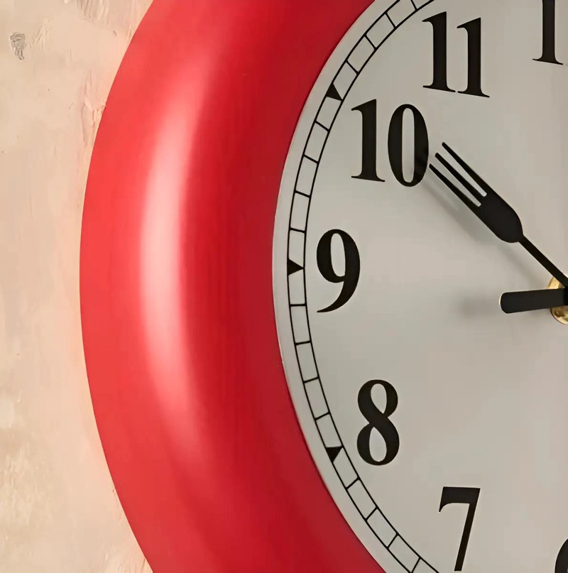 RELOJ DE PARED PARA COCINA CON DISEÑO DE SARTE N COLOR ROJO - 2