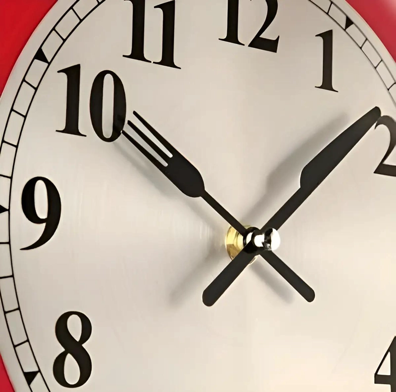 RELOJ DE PARED PARA COCINA CON DISEÑO DE SARTE N COLOR ROJO - 3