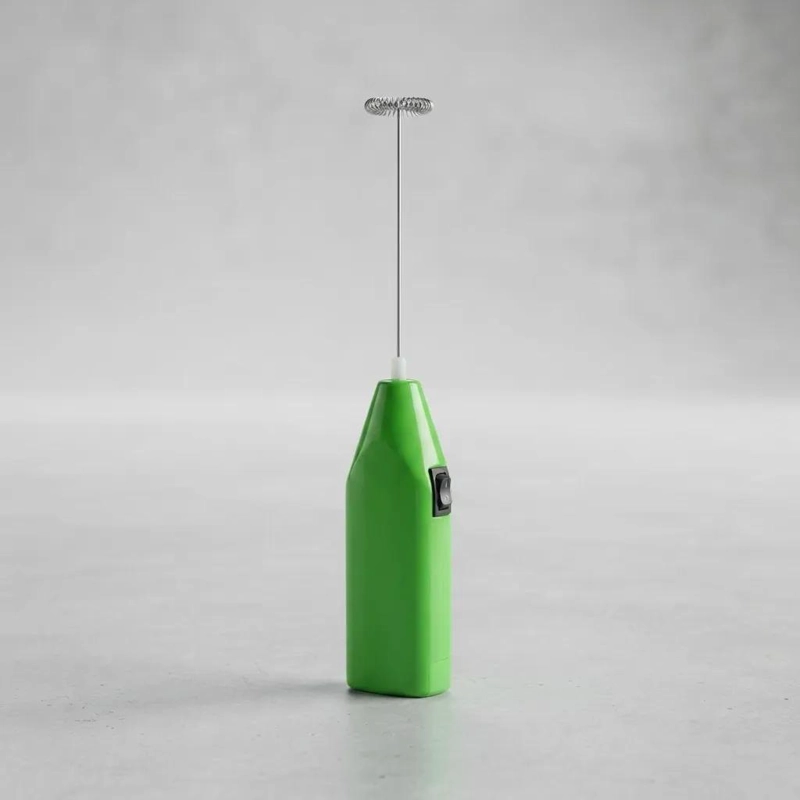 MINI BATIDOR PORTATIL PARA CAFE  Y LECHE COLOR VERDE CON MANGO COMODO - 6