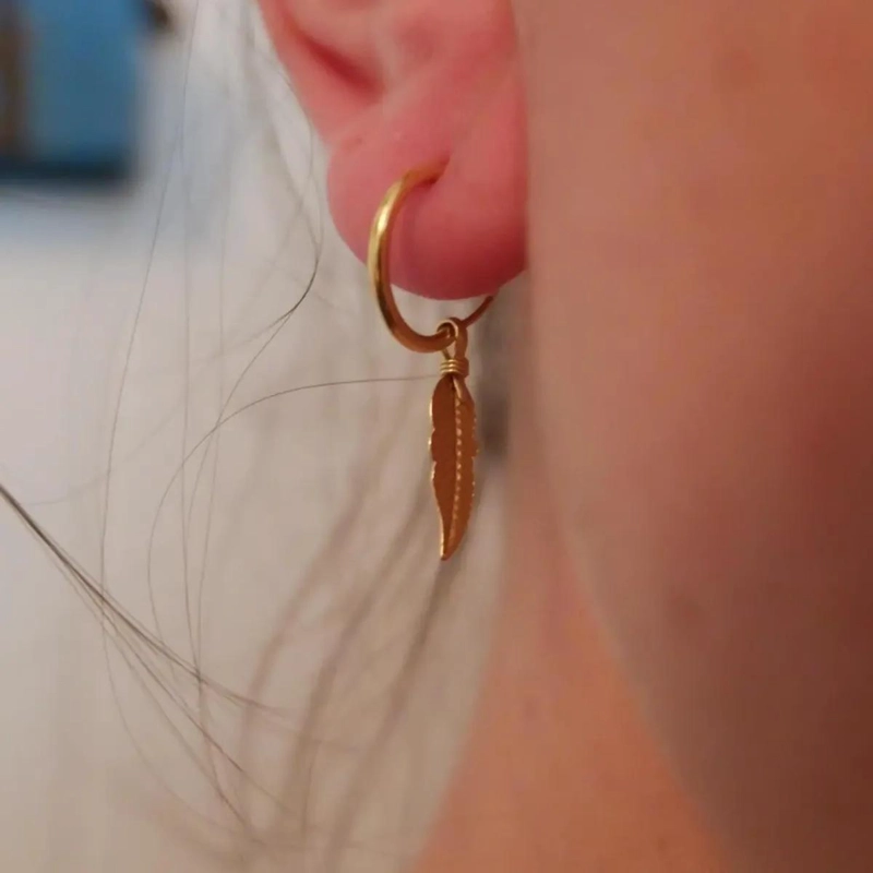 AROS COLGANTES DE PLUMA EN PLATA 925 BAÑADA EN ORO - 4