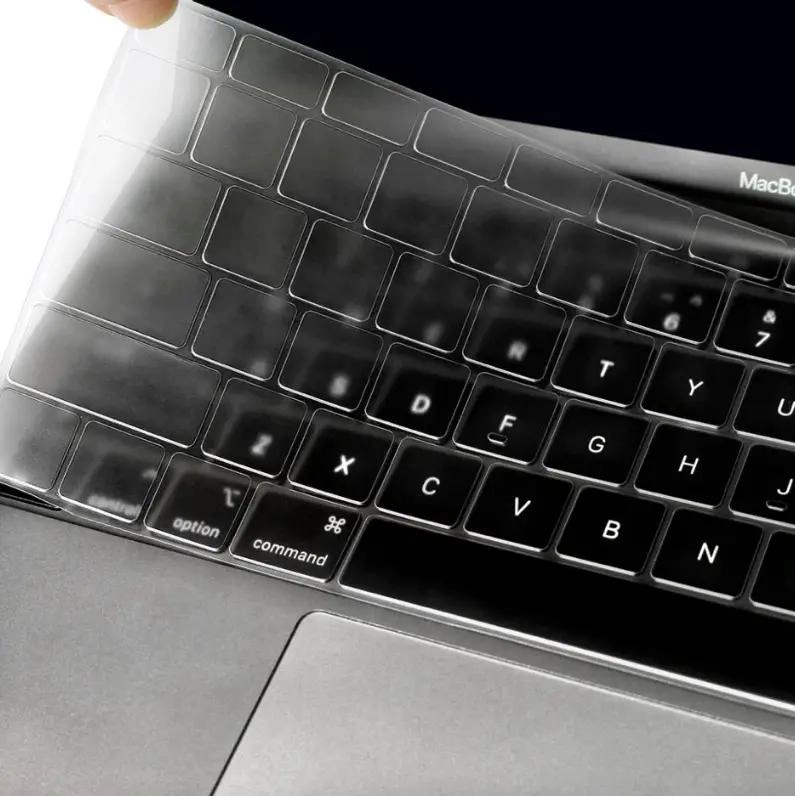 PROTECTOR DE TECLADO TRANSPARENTE PARA MACBOOK PRO Y AIR - 1
