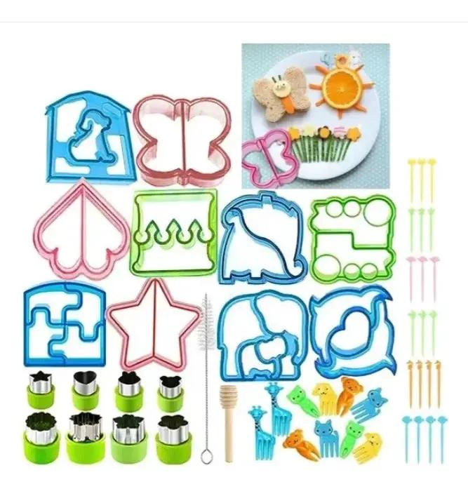 KIT DE 50 PIEZAS PARA HACER SANDWICHES CON CORTADORES DE FORMAS VARIADAS PARA NI - 1