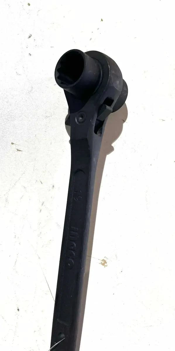 LLAVE CARRACA ANDAMIO 19-21 MM - 1