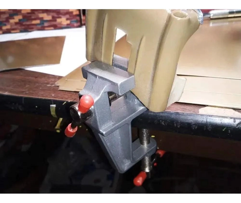 PRENSA AJUSTABLE PORTATIL PARA MANUALIDADES Y BRICOLAJE - 2