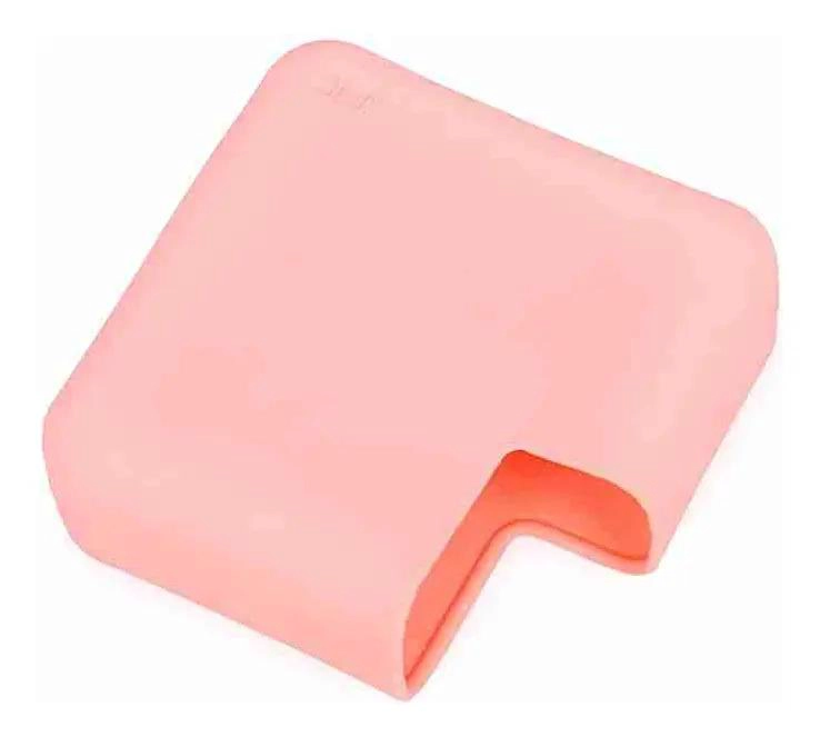 FUNDA PROTECTORA SILICONA PARA CARGADOR MACBOOK 85W 87W 96W - 4