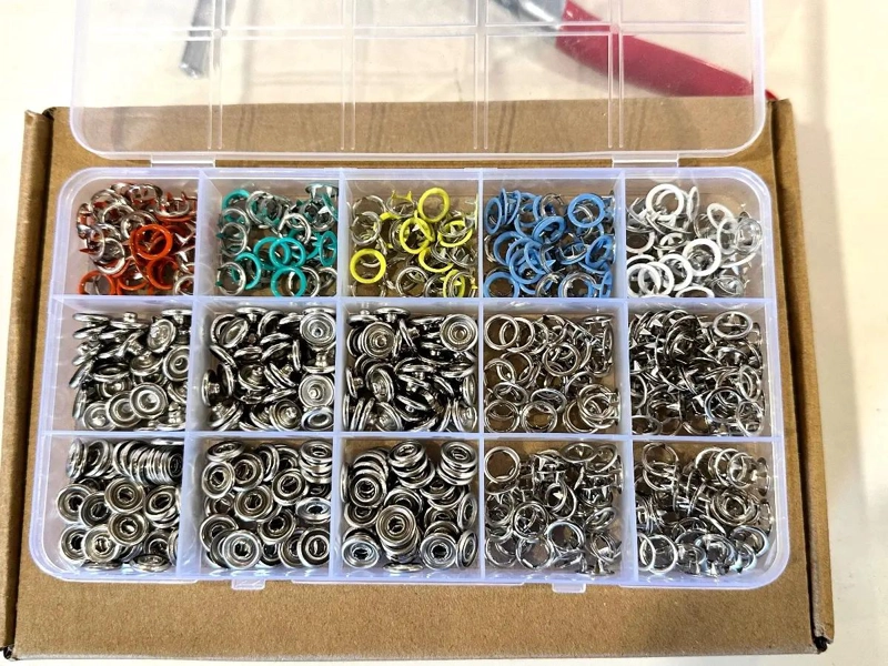 PINZA REMACHADORA PARA BROCHES METALICOS CON ACCESORIOS INCLUIDOS - 3