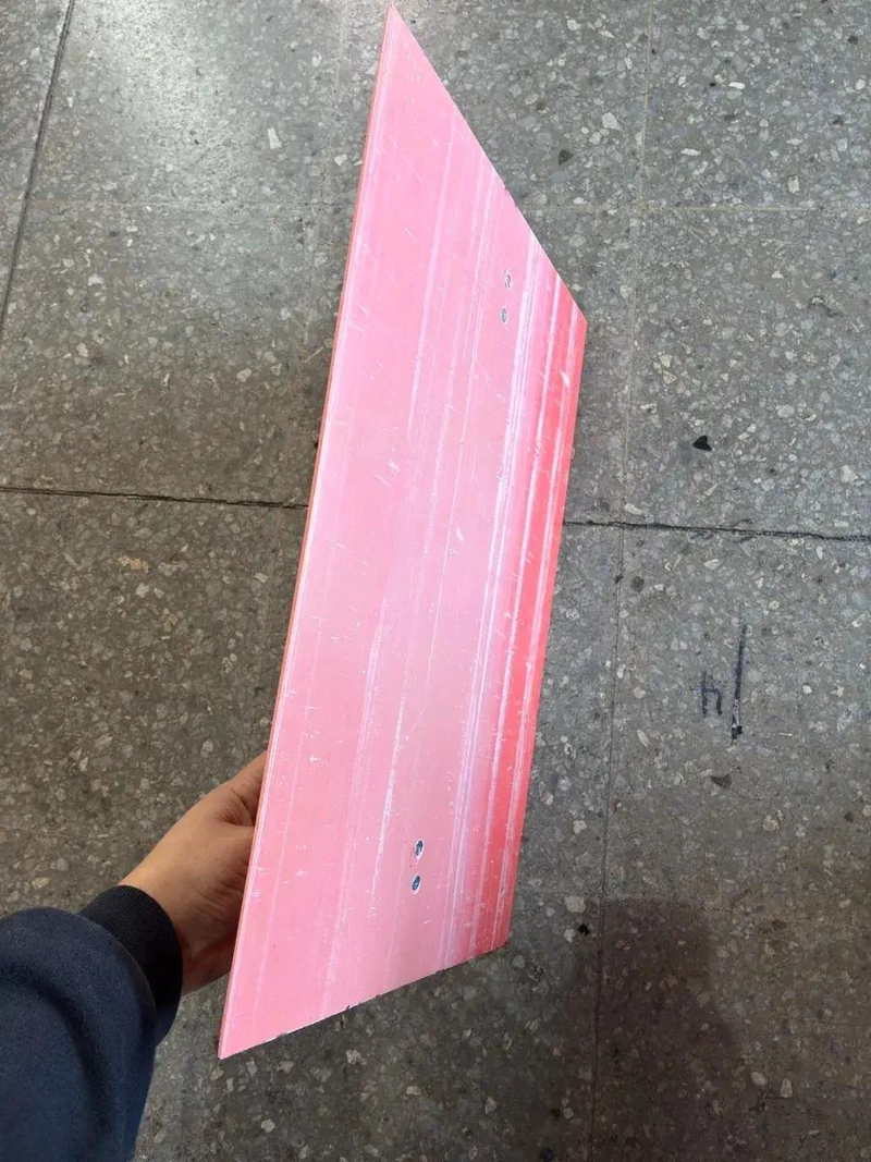 TALOCHA DE PVC 44X30 CM PARA YESO - 5