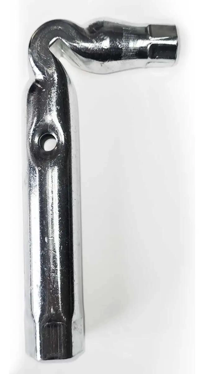 LLAVE TUBO PARA PATINAJE ARTISTICO - 2