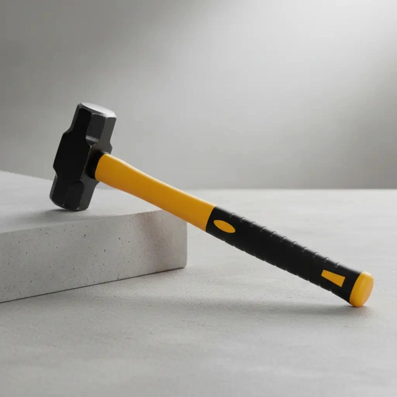 MARTILLO DE GARRA 2LB CON MANGO DE FIBRA - 2