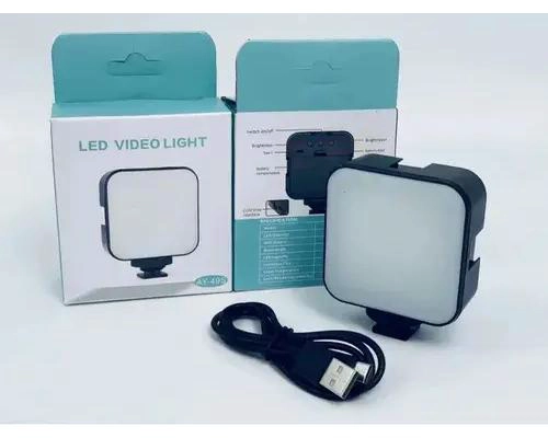 PANEL LED PORTATIL RECARGABLE PARA CELULARES Y PC - 2