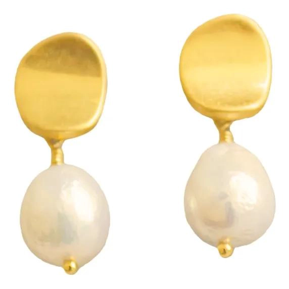 AROS ELEGANTES DE PERLAS NATURALES BAÑADOS EN ORO - 1