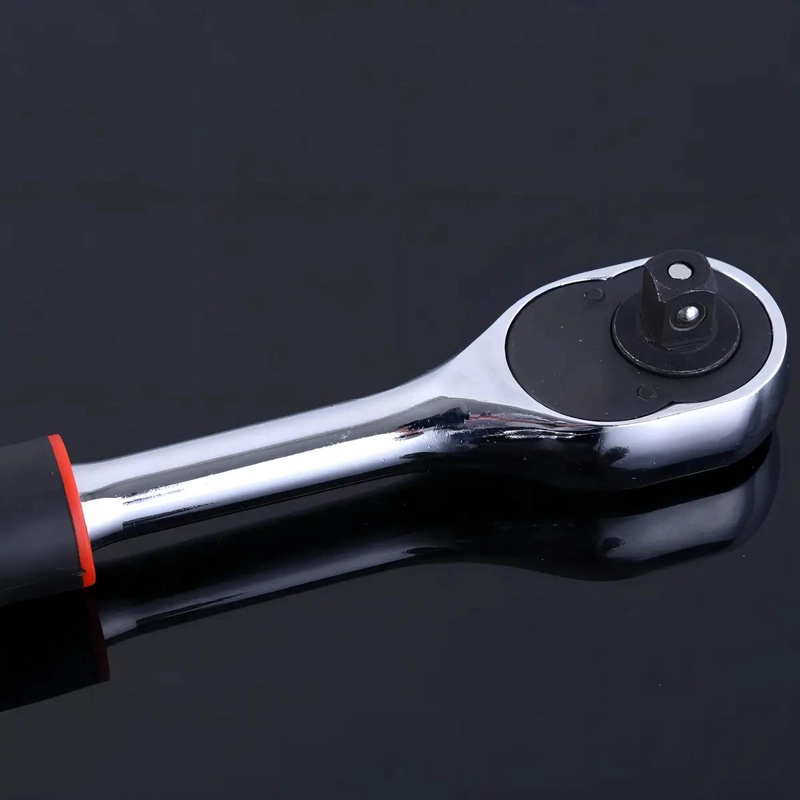 LLAVE CHICHARRA DE 1/2' CON MANGO ANTIDESLIZANTE Y 24 DIENTES - 2