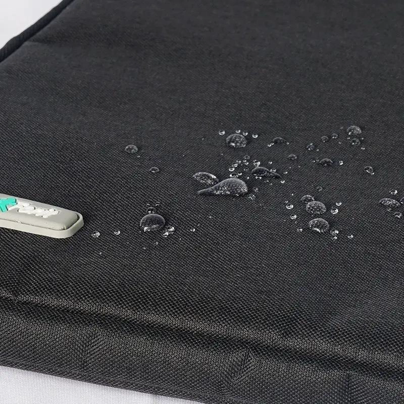 FUNDA ACOLCHADA IMPERMEABLE PARA LAPTOPS DE 13 Y 14 PULGADAS - 2