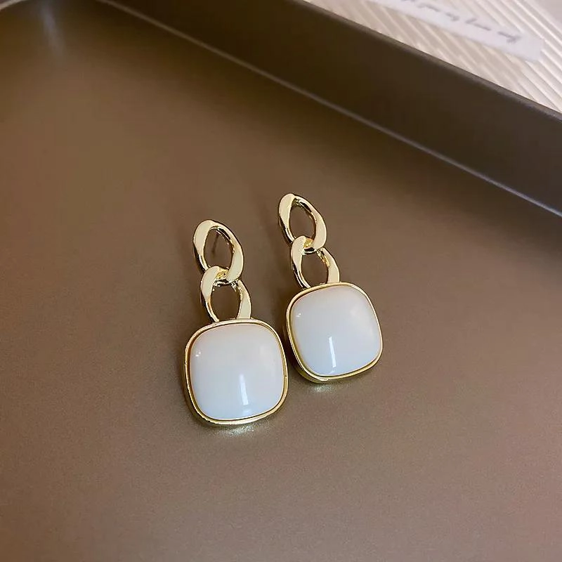 AROS DE FIESTA ESLAB CUADRADOS EN COLOR BEIGE - 3