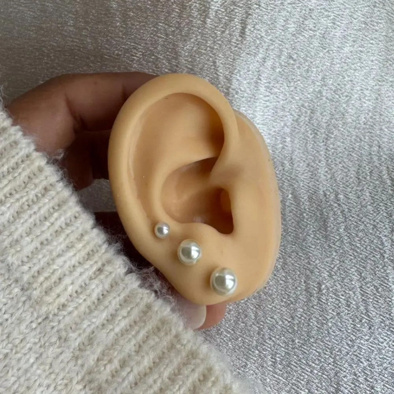 PACK DE 3 AROS BAÑADOS EN ORO CON PERLAS ELEGANTES - 2