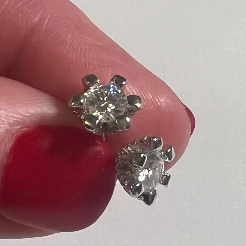 AROS DE MOISSANITA EN PLATA 925 CON BAÑO DE ORO DE 18 K - 3