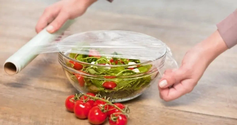 FILM PLASTICO PARA COCINA 30CM X 500M IDEAL PARA ALIMENTOS - 3