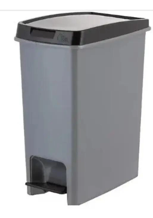BASURERO CON PEDAL DE 12.5 LITROS EN COLOR GRIS - 2