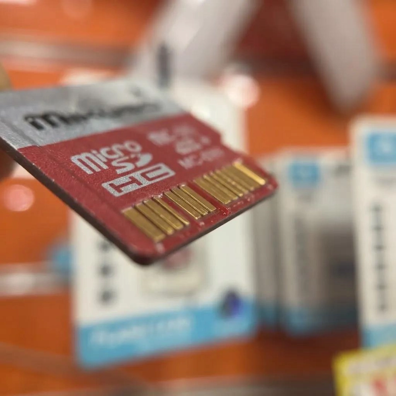 TARJETA MICROSD DE 32GB PARA ALMACENAMIENTO VERSATIL - 1