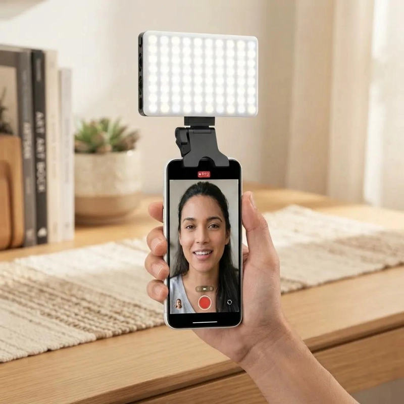 LUZ LED PORTATIL PARA SELFIES Y VIDEOS CON CLIP AJUSTABLE - 3