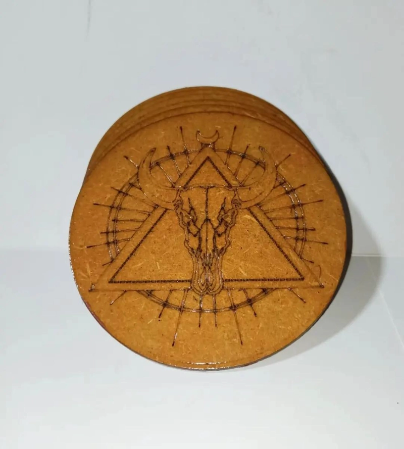 SET DE 6 POSAVASOS TRIANGULO EN COLOR CAOBA - 4