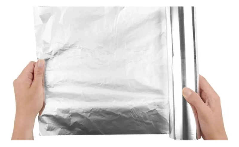 PACK DE 6 ROLLOS DE PAPEL ALUMINIO DE 10 METROS PARA COCINA - 2