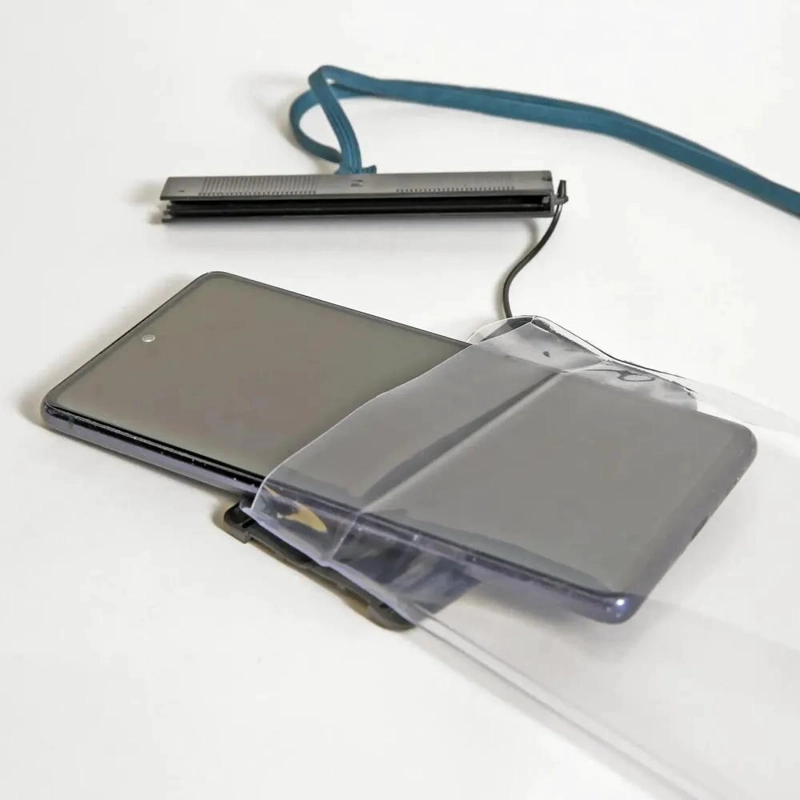 FUNDA IMPERMEABLE PARA TELE FONO CON CORREA AJUSTABLE - 2