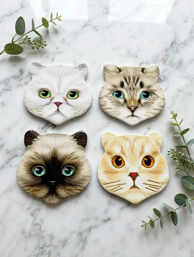 SET DE 4 POSAVASOS DECORATIVOS CON DISEÑO DE GATITOS - 2