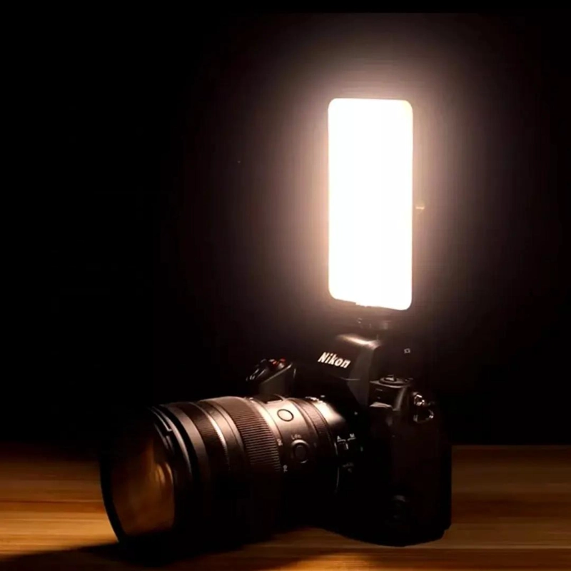 LUZ RGB CALIDA PORTATIL PARA SELFIES Y VIDEOS AJUSTABLE - 8