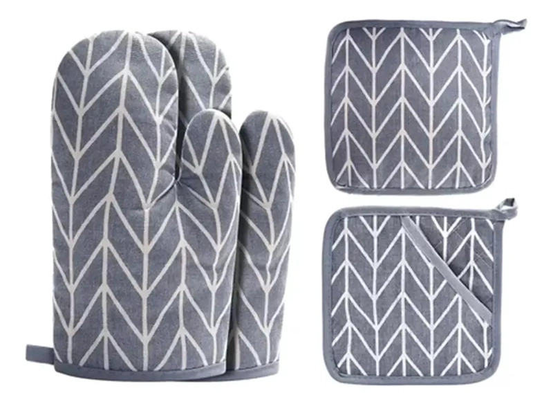 SET DE 4 GUANTES Y AGARRADERAS PARA COCINA RESISTENTES AL CALOR - 1
