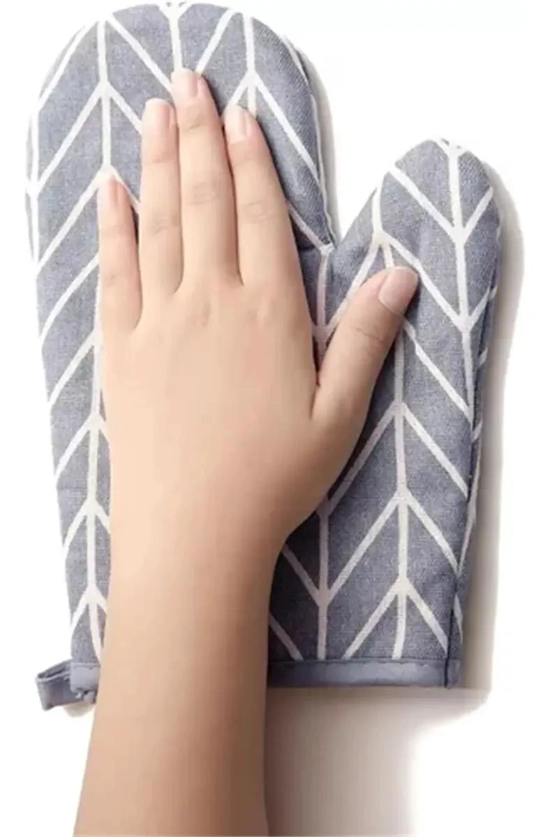 SET DE 4 GUANTES Y AGARRADERAS PARA COCINA RESISTENTES AL CALOR - 6
