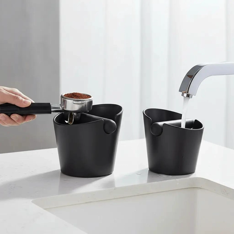 CONTENEDOR DE BASURA DE SILICONA PARA CAFE  CON DISEÑO ANTIDESLIZANTE - 5