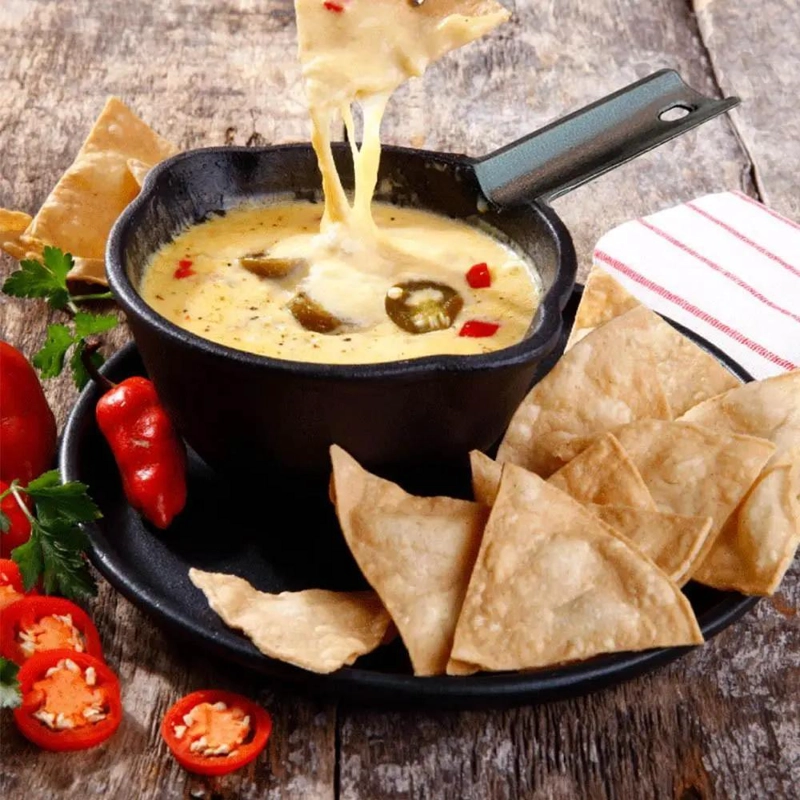 MINI CAZO DE HIERRO FUNDIDO PARA COCINAR 12 CM - 2