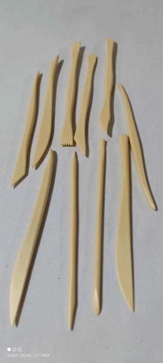 SET DE 17 HERRAMIENTAS PARA MODELADO DE ARCILLA Y GREDA - 5