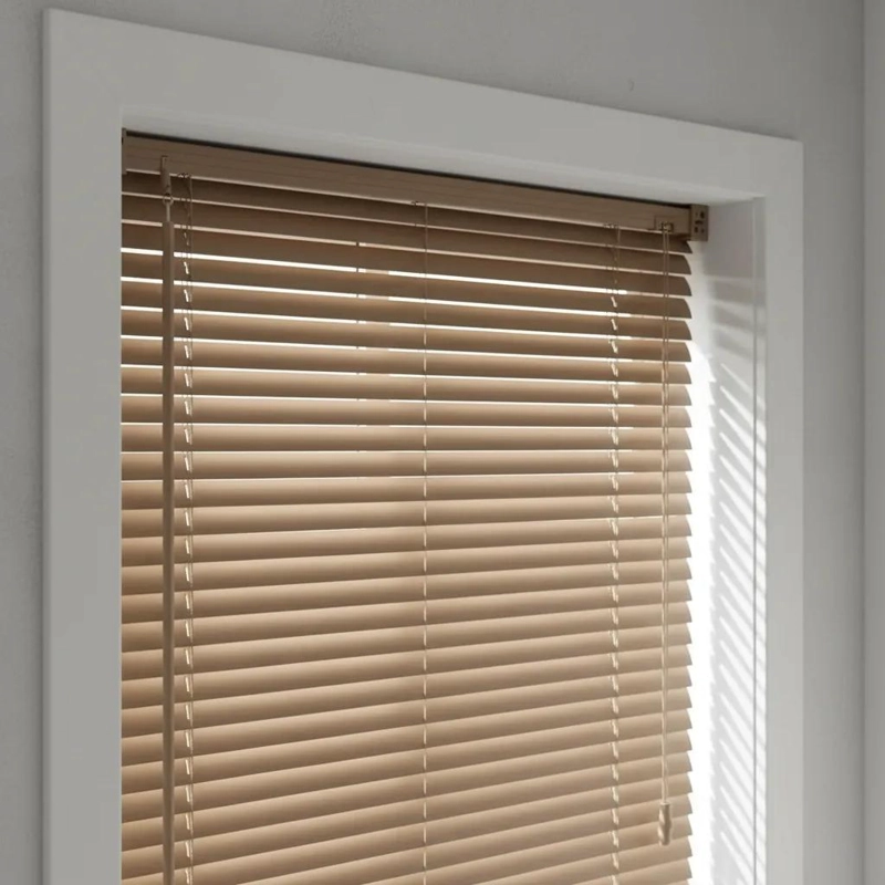 PERSIANA DE PVC TAUPE 165 X 120 CM PARA CONTROL DE LUZ - 1