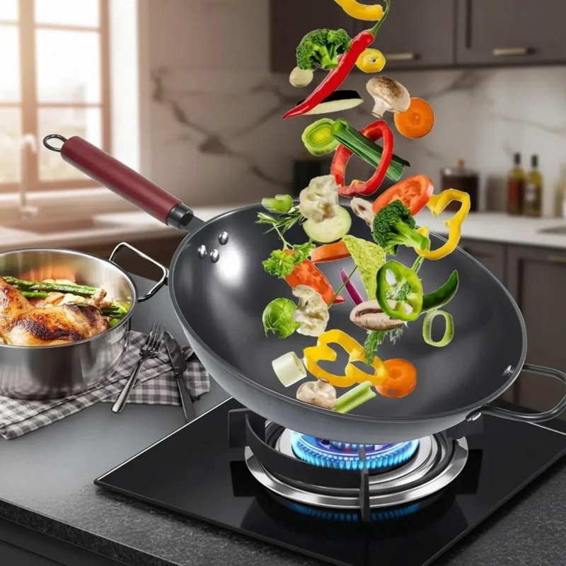 WOK DE HIERRO FORJADO DE 32 CM CON MANGO DE MADERA PARA COCCION TRADICIONAL - 5