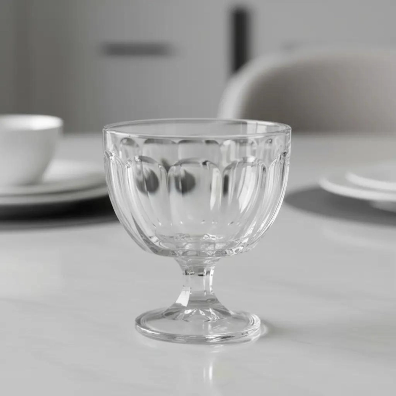 SET DE 4 COPAS DE VIDRIO PARA BEBIDAS Y POSTRES 420ML - 8