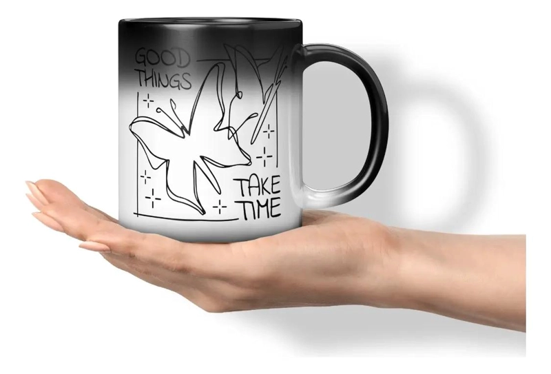 TAZA MAGICA QUE CAMBIA DE COLOR AL CONTACTO CON CALOR - 1