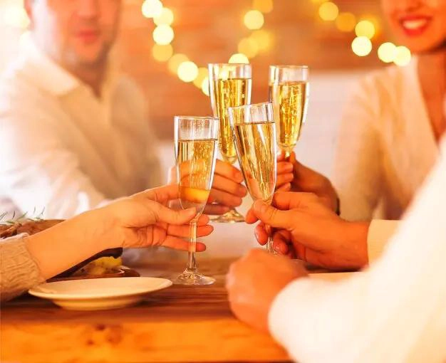 COPAS DE PLASTICO TRANSPARENTES PARA CHAMPAGNE Y POSTRES - 7