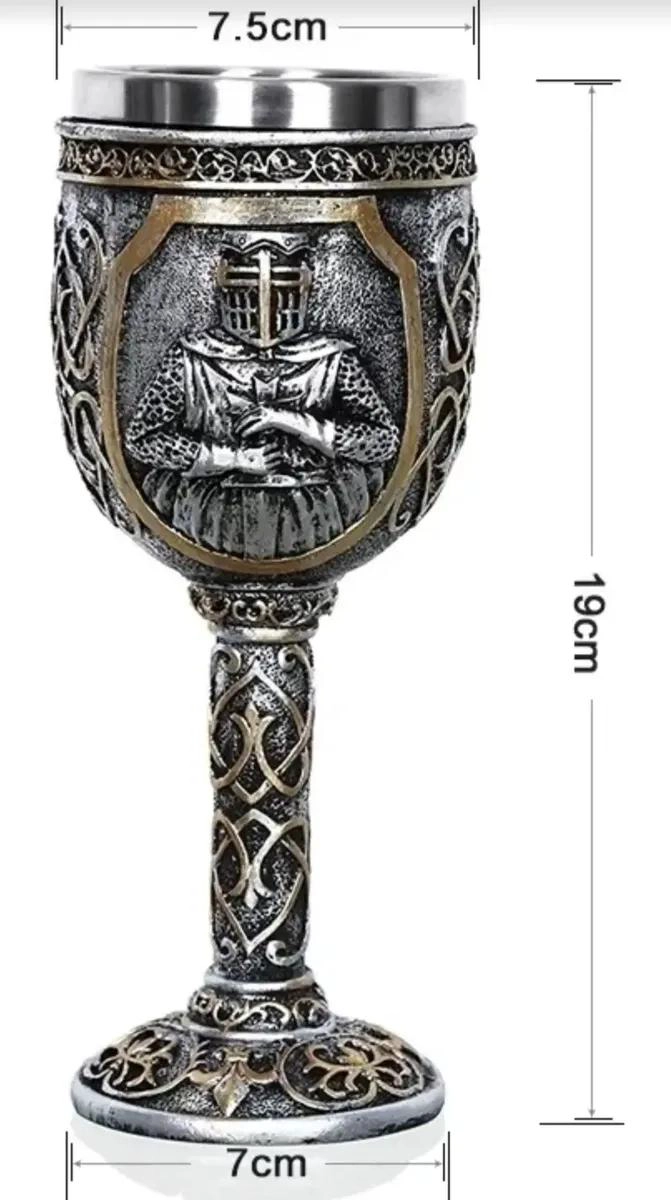 COPA CABALLERO MEDIEVAL DE ACERO INOXIDABLE ELEGANTE - 3