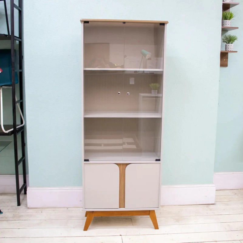 VITRINA MODERNA DE 4 PUERTAS CON ESTANTES Y ACABADO BRILLANTE - 8