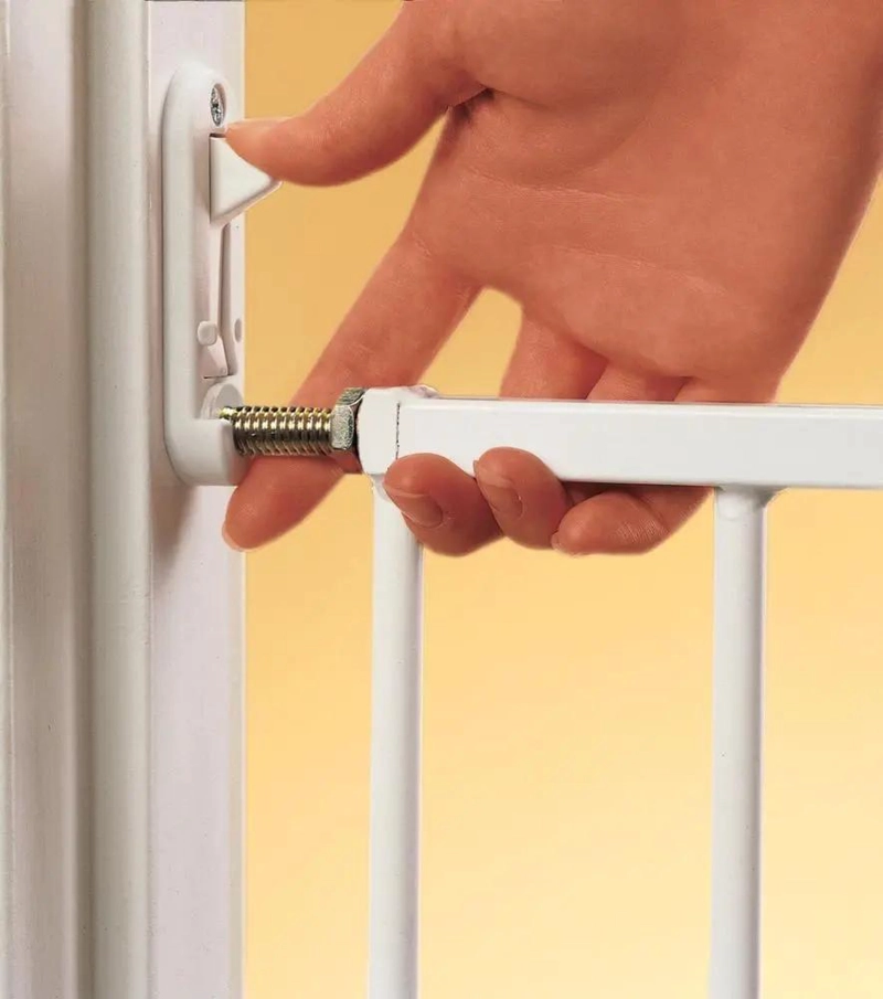 PUERTA DE SEGURIDAD PARA ESCALERAS AJUSTABLE DE 63 A 108 CM - 3