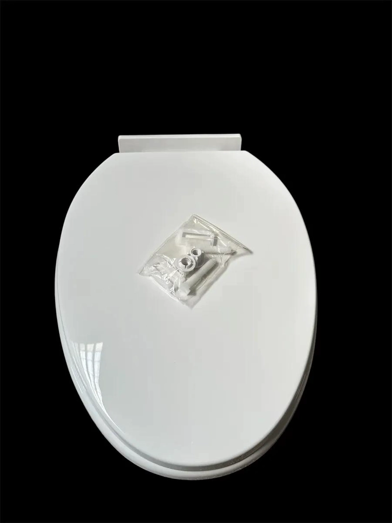 TAPA DE WC PLASTICO OVALADA CON CIERRE SUAVE Y DISEÑO MODERNO - 3