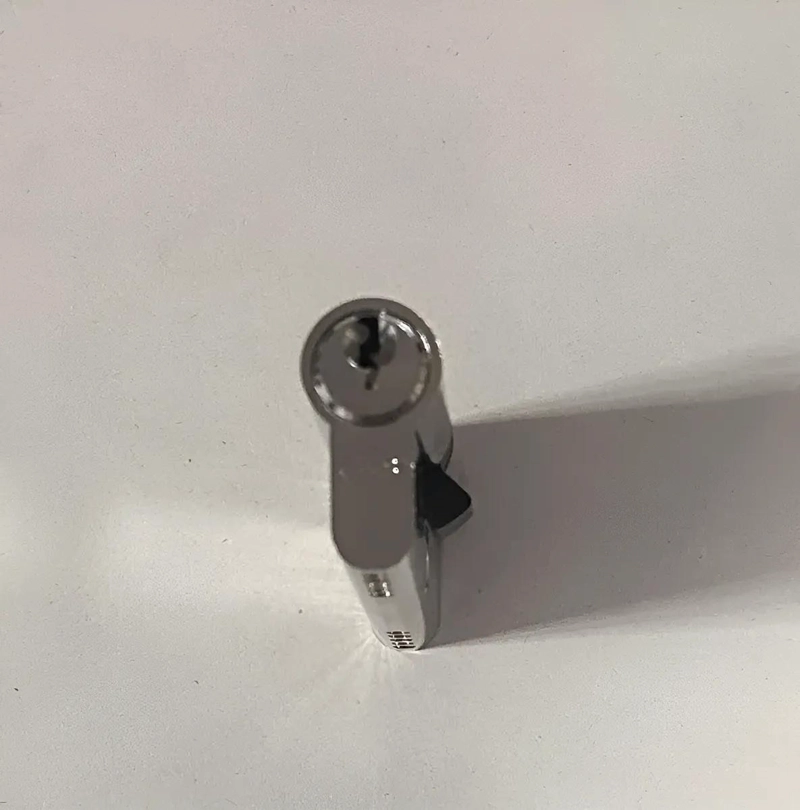 CILINDRO DE SEGURIDAD EUROPERFIL 40X40 MM NIQUELADO - 6