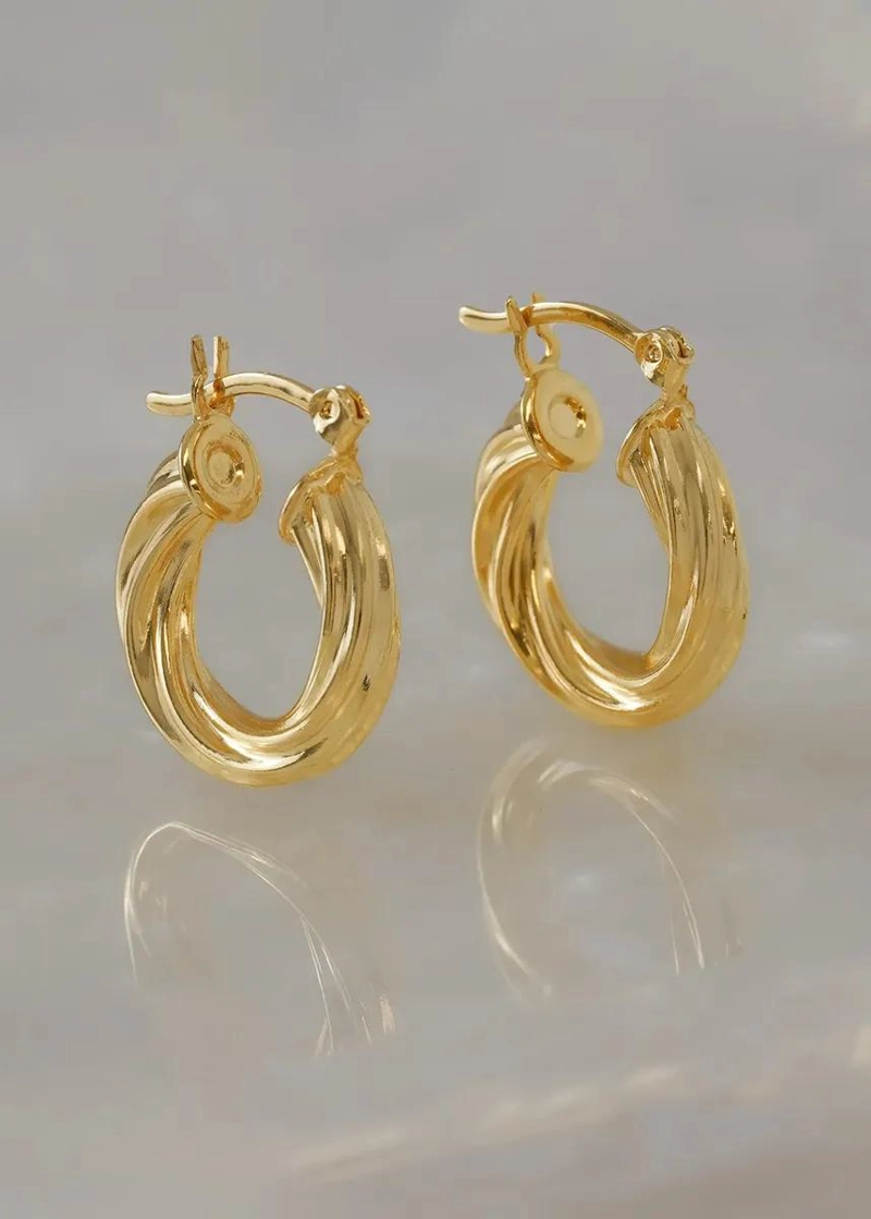 AROS DE ORO LAMINADO 18K CON DISEÑO TWISTED STRIPES - 3