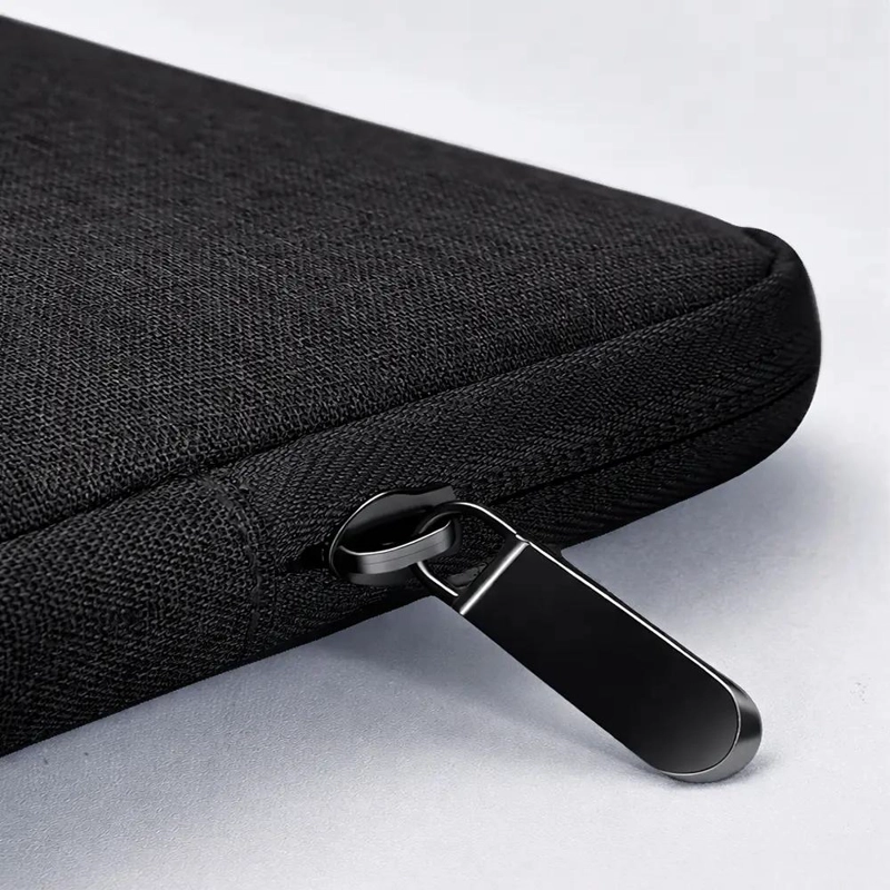 FUNDA ACOLCHADA PARA NOTEBOOK DE 14.2 PULGADAS CON DISEÑO ELEGANTE - 8