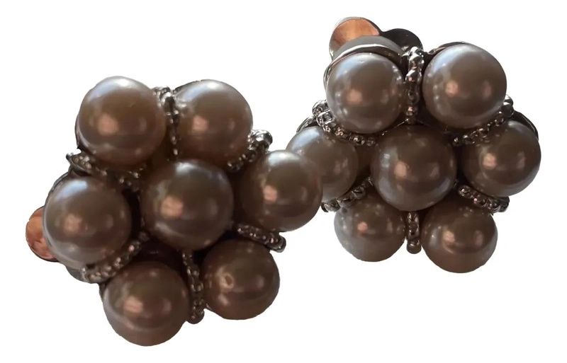 AROS ELEGANTES CON PERLAS DE SWAROVSKI EN TONO BEIGE - 2